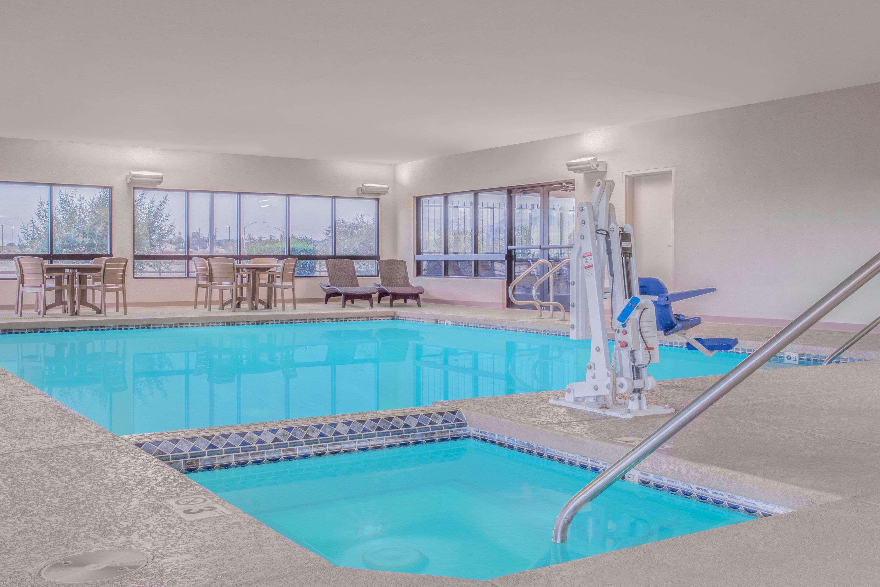 Days Inn By Wyndham Chino Valley מראה חיצוני תמונה