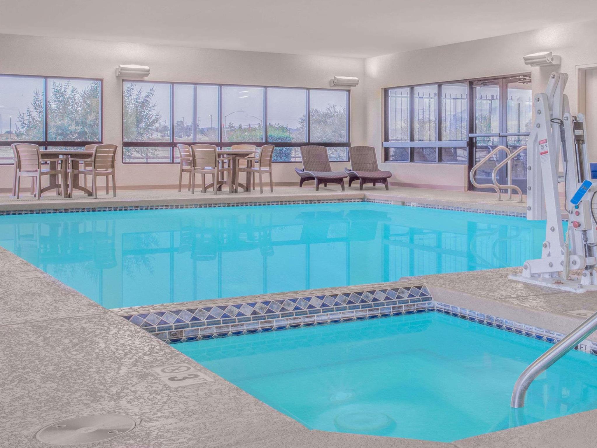 Days Inn By Wyndham Chino Valley מראה חיצוני תמונה