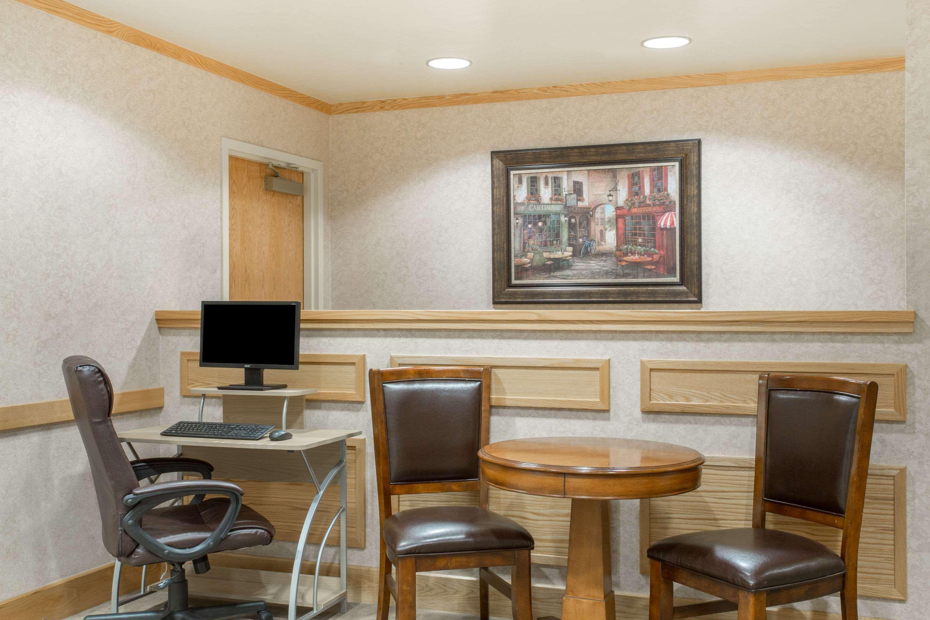Days Inn By Wyndham Chino Valley מראה חיצוני תמונה