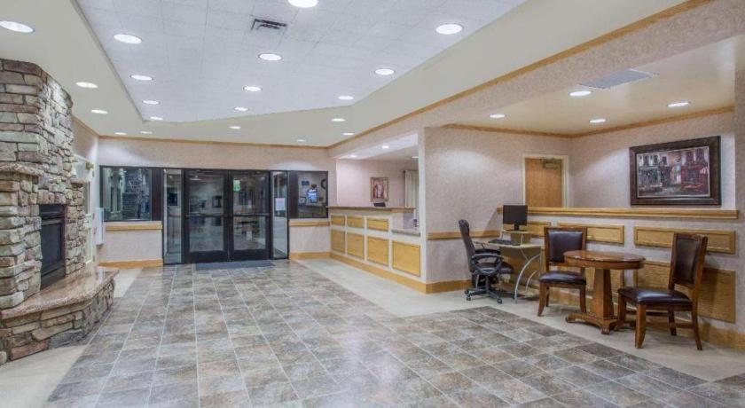 Days Inn By Wyndham Chino Valley מראה חיצוני תמונה
